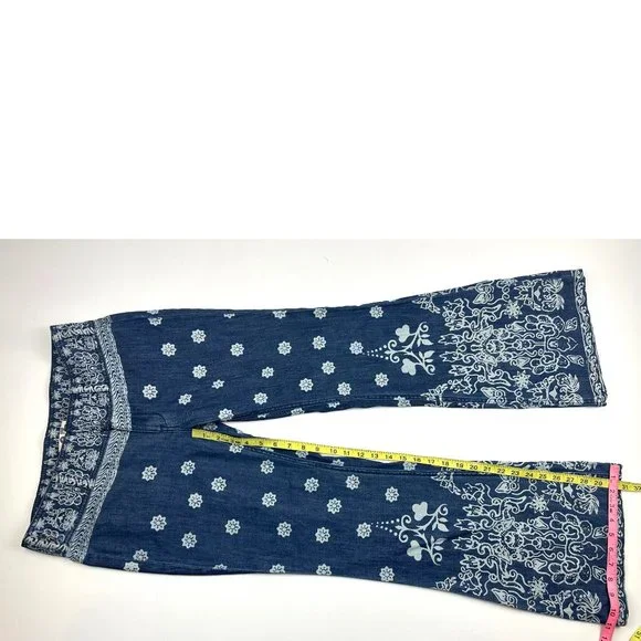 Free People Journey Jeans Mid Rise Flare Floral Retro Print 100% Cotton Blue 27 - Picture 5 of 6